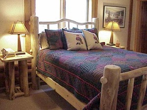 Fawn Room Logwood BB Fawn Room Logwood BB