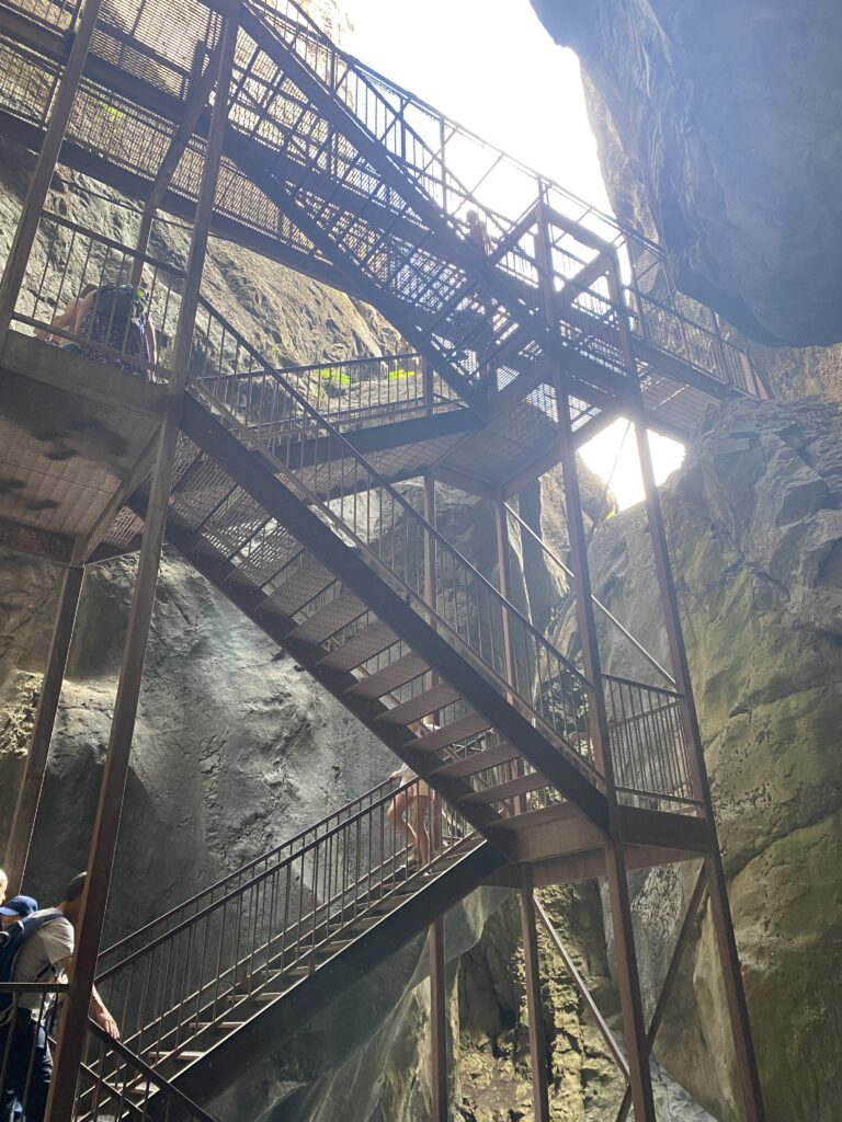 box canyon staircase